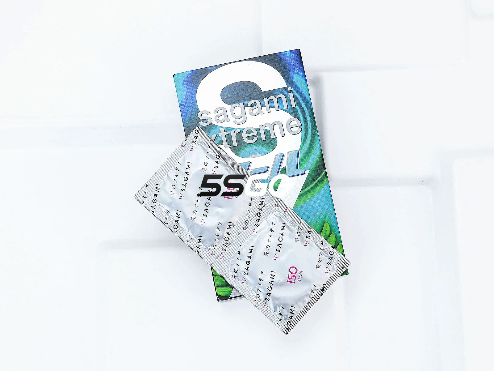 Bao cao su Sagami Xtreme Amino Gold Spearmint siêu mỏng bôi trơn hiệu quả và hương bạc hà mát lạnh